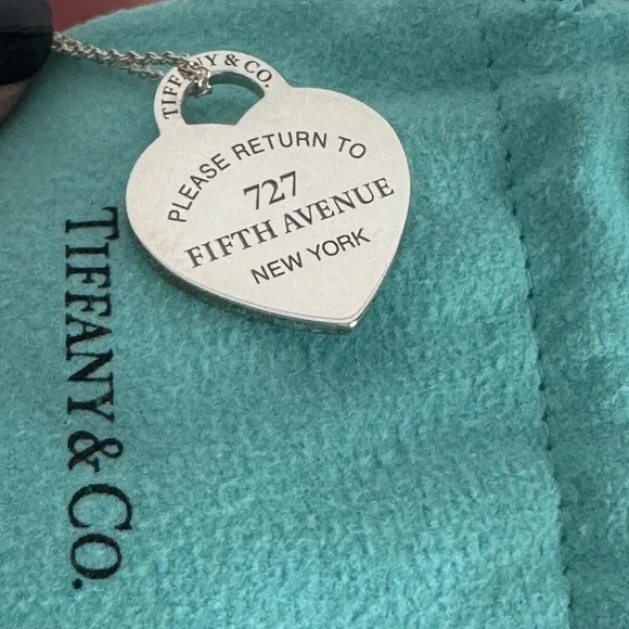 Tiffany & Co. Heart Tag Necklace RARE LIMITED EDITION 727 Fifth Ave Necklace - Picture 3 of 11